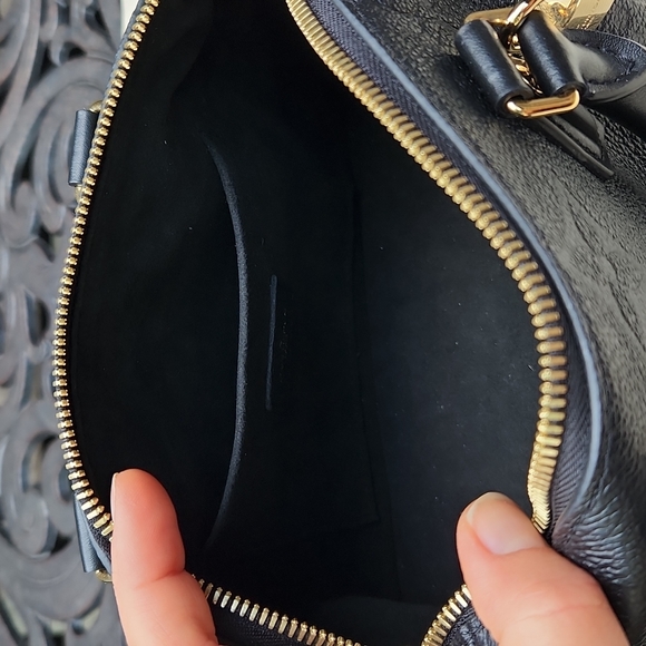 FINAL DROP Authentic LV Speedy 20 Bandoliere Giant Empreinte. Like NEW - Picture 8 of 12